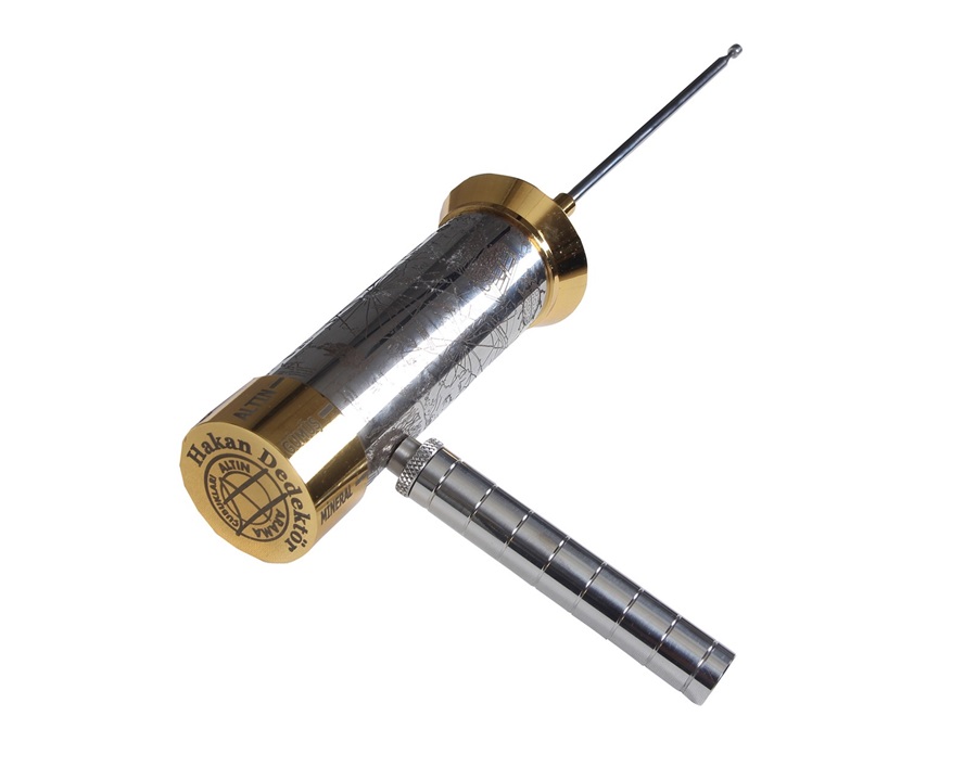 Long Range Locator Model-16